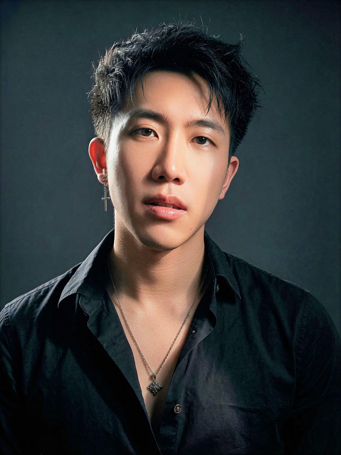 Jason Trinh, studio portrait